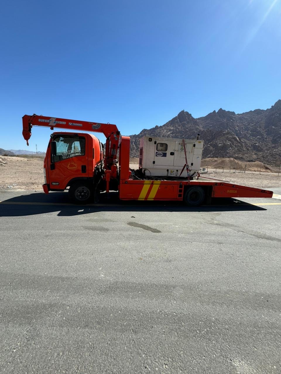 سطحة رخيصة تبوك 24 ساعة | خدمة سحب ونقل سيارات بأمان وسرعة وبأسعار مناسبة